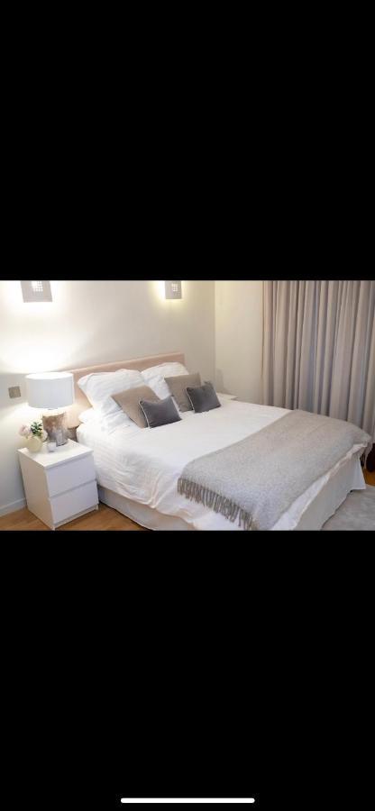 London Luxury 1 Bedroom Apartment Minutes Walk From Canary Wharf Extérieur photo