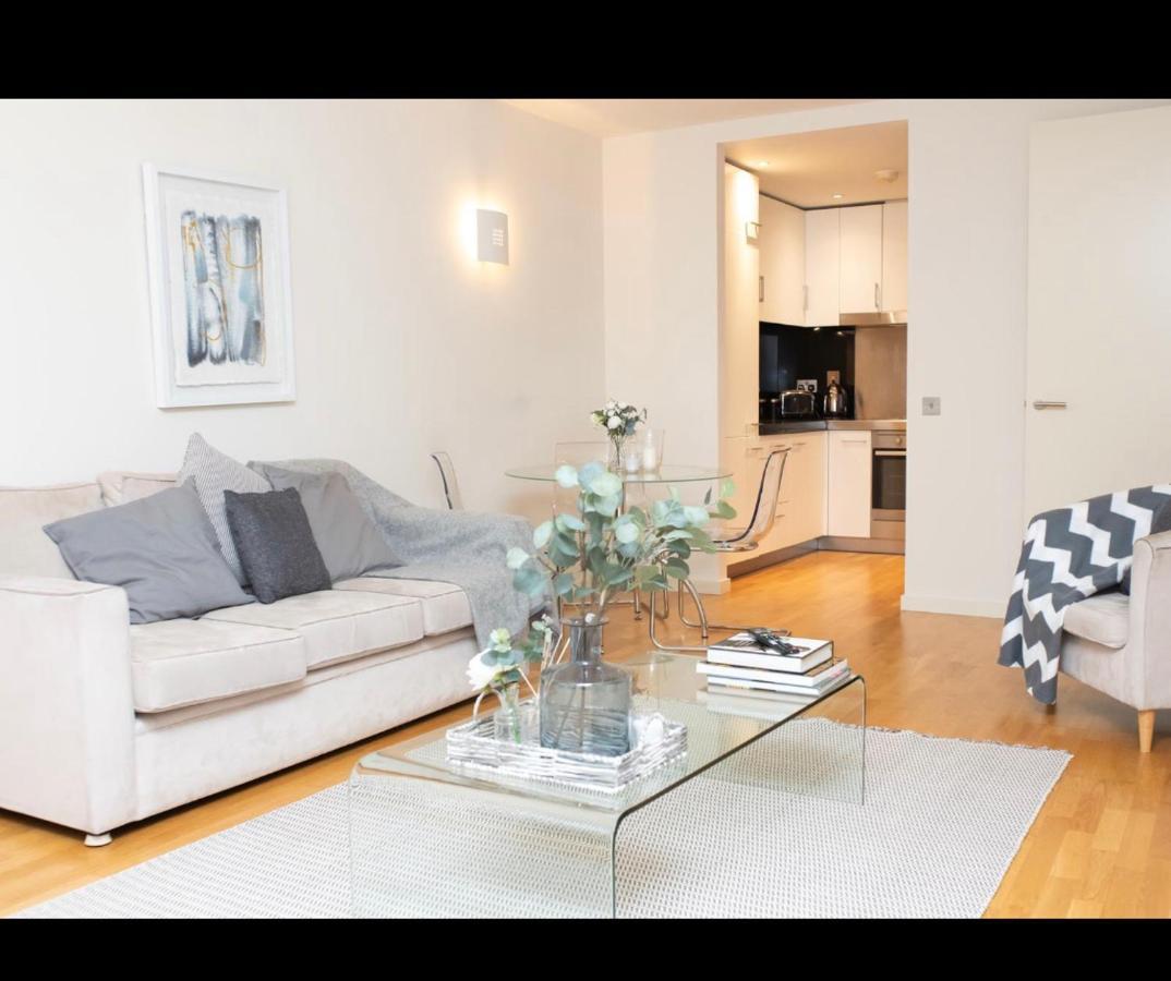 London Luxury 1 Bedroom Apartment Minutes Walk From Canary Wharf Extérieur photo